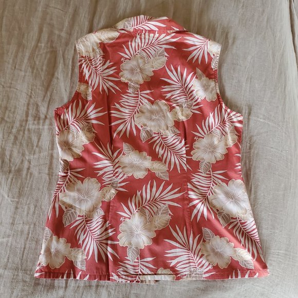 Sleeveless Button-Down by JAMAICA JAXX - Picture 12 of 12